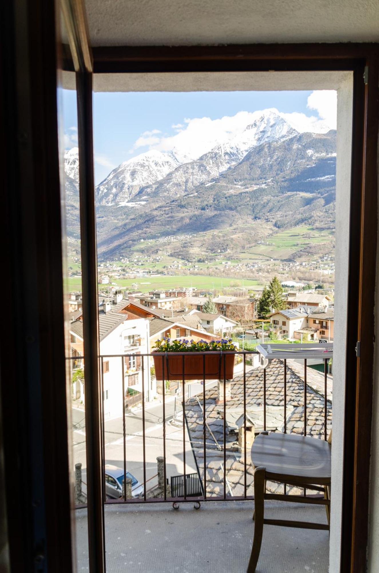 La Casa Degli Aromi - Vista Montagna E Relax Villa Aosta Exterior photo